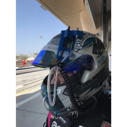 Drink system for race cars